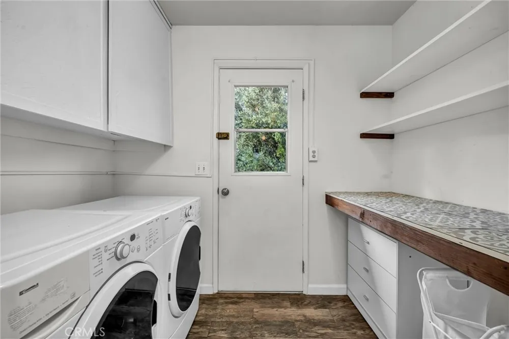 18528 North Shore Drive Hidden Valley Lake, CA 95467