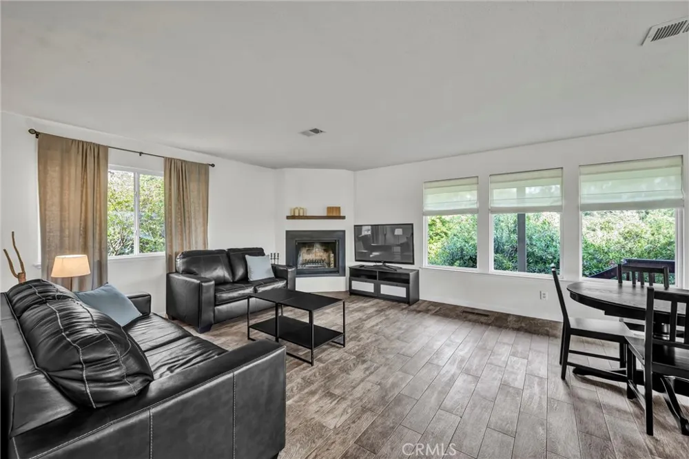 18528 North Shore Drive Hidden Valley Lake, CA 95467