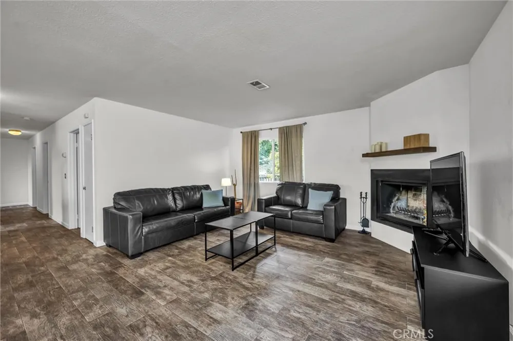 18528 North Shore Drive Hidden Valley Lake, CA 95467
