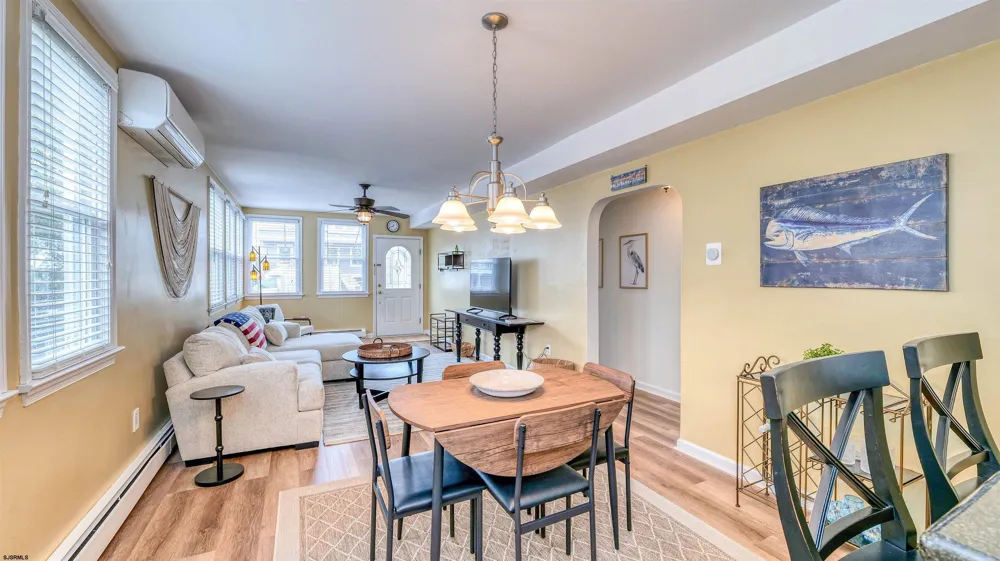 133 Central Ave Ocean City, NJ 08226