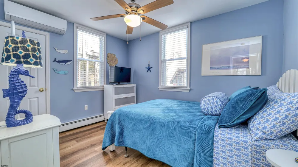 133 Central Ave Ocean City, NJ 08226