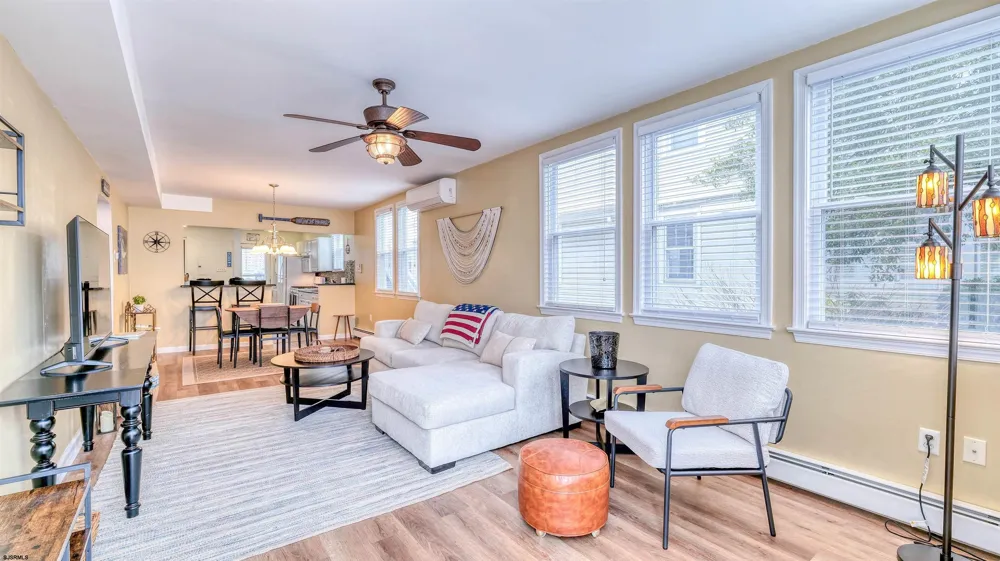 133 Central Ave Ocean City, NJ 08226