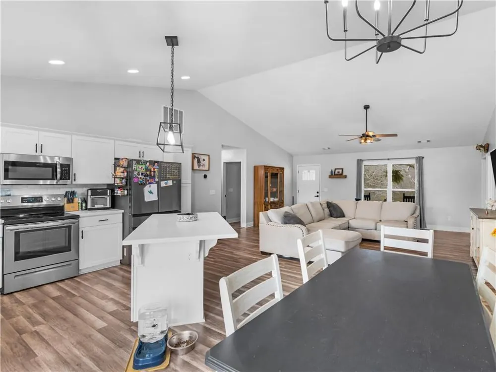 215 Almon Avenue Tallapoosa, GA 30176