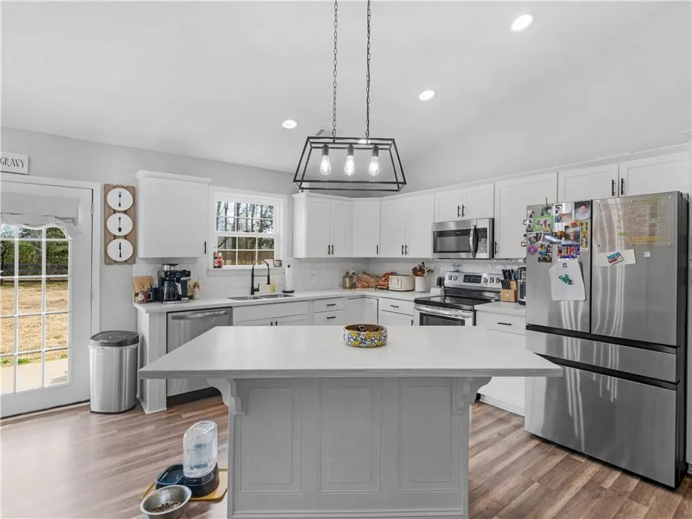 215 Almon Avenue Tallapoosa, GA 30176