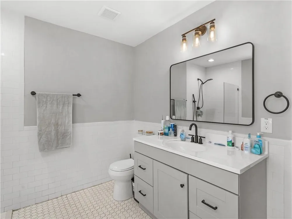 215 Almon Avenue Tallapoosa, GA 30176