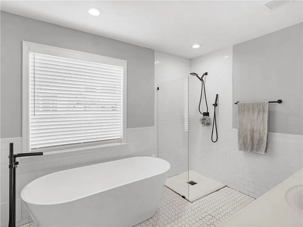 215 Almon Avenue Tallapoosa, GA 30176