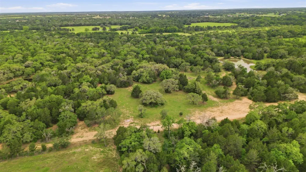 1165 Cr 213 Weimar, TX 78962