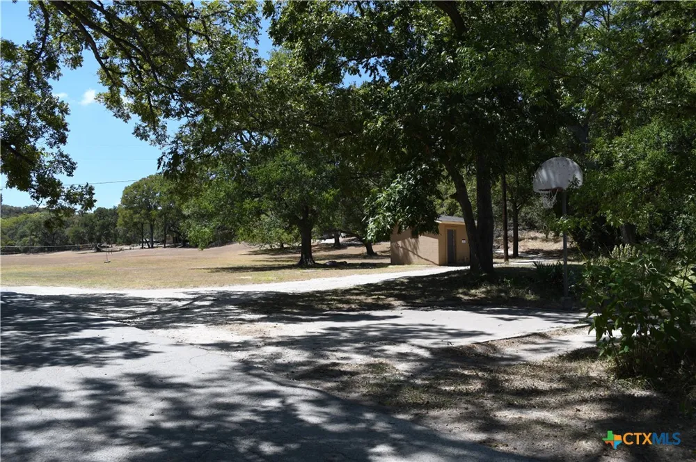 135 Agarita Drive Spring Branch, TX 78070