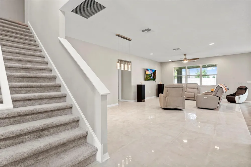 18565 OBREGAN DRIVE Spring Hill, FL 34610