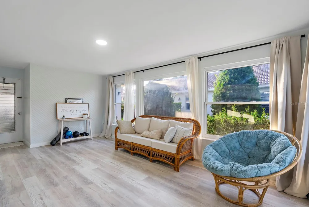 514 HARBOR DRIVE S Venice, FL 34285