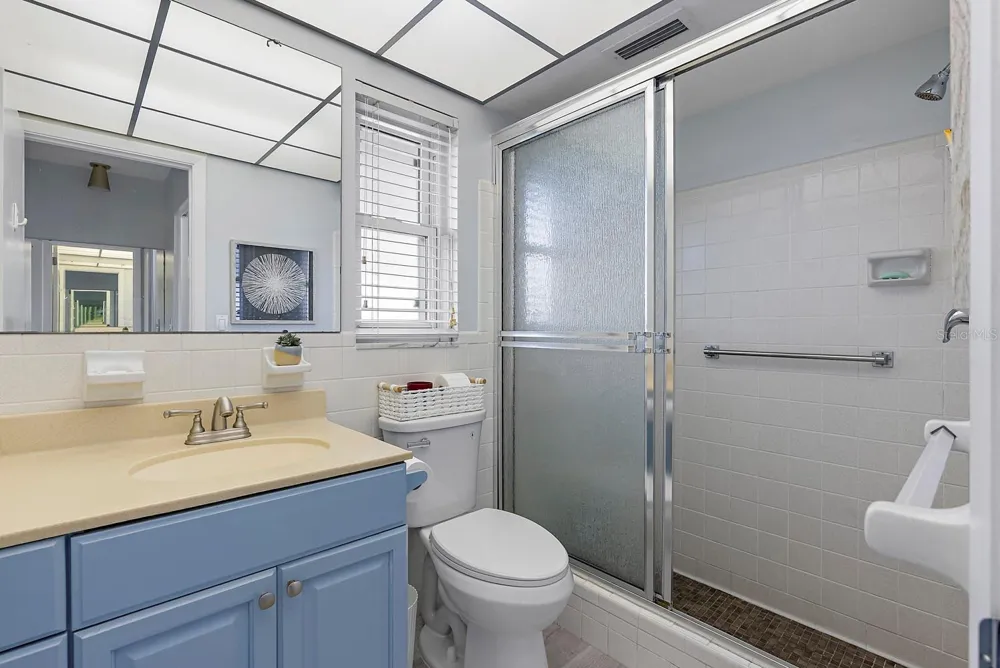 514 HARBOR DRIVE S Venice, FL 34285