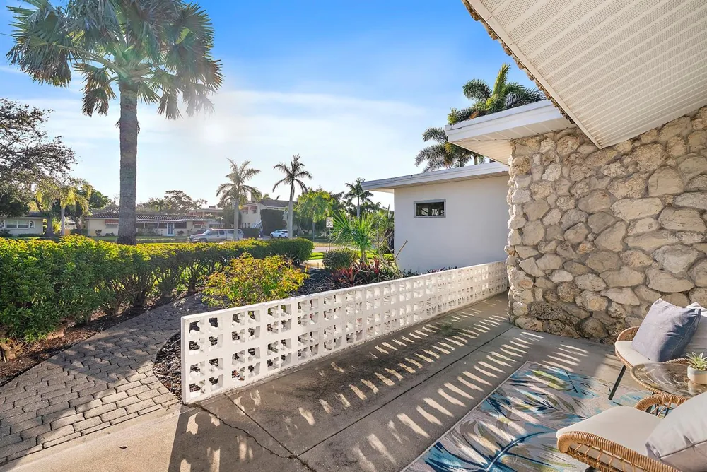 514 HARBOR DRIVE S Venice, FL 34285