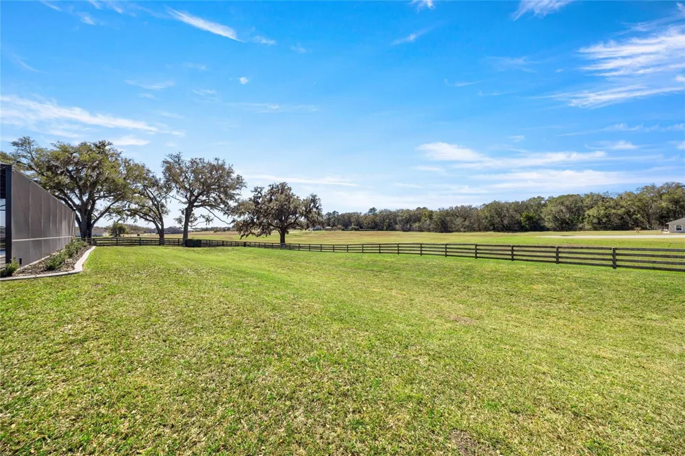 1873 NW 85TH LOOP ocala, FL 34475