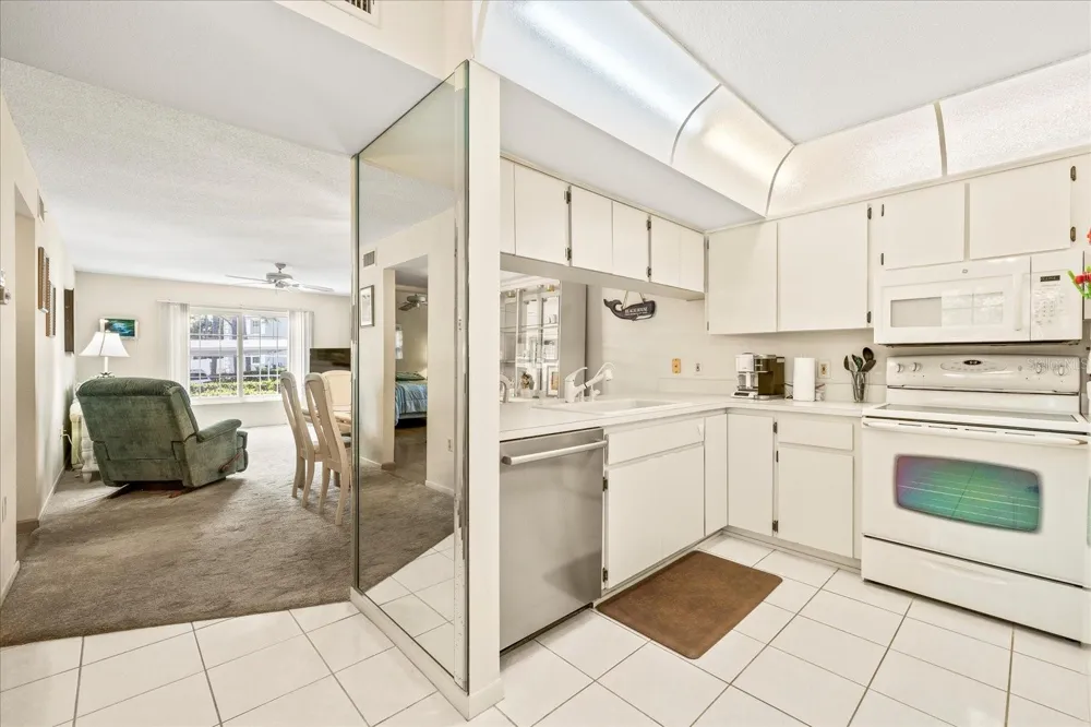 12141 SPARTAN WAY #102 Hudson, FL 34667