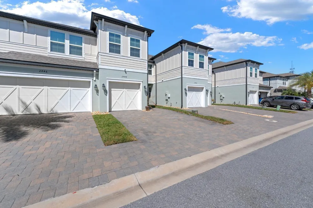 2444 FOGGY CREEK CIRCLE Clearwater, FL 33764