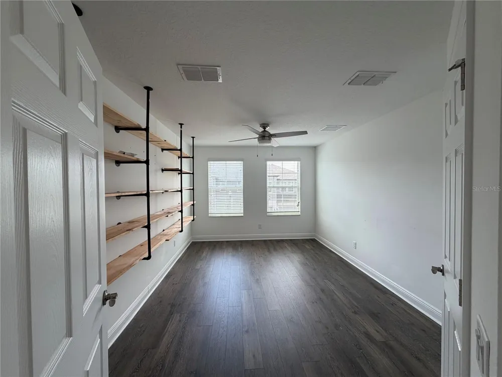2444 FOGGY CREEK CIRCLE Clearwater, FL 33764