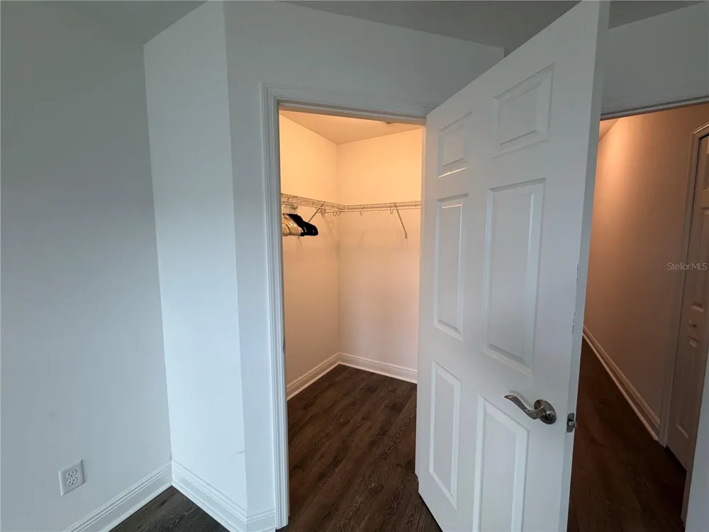 2444 FOGGY CREEK CIRCLE Clearwater, FL 33764