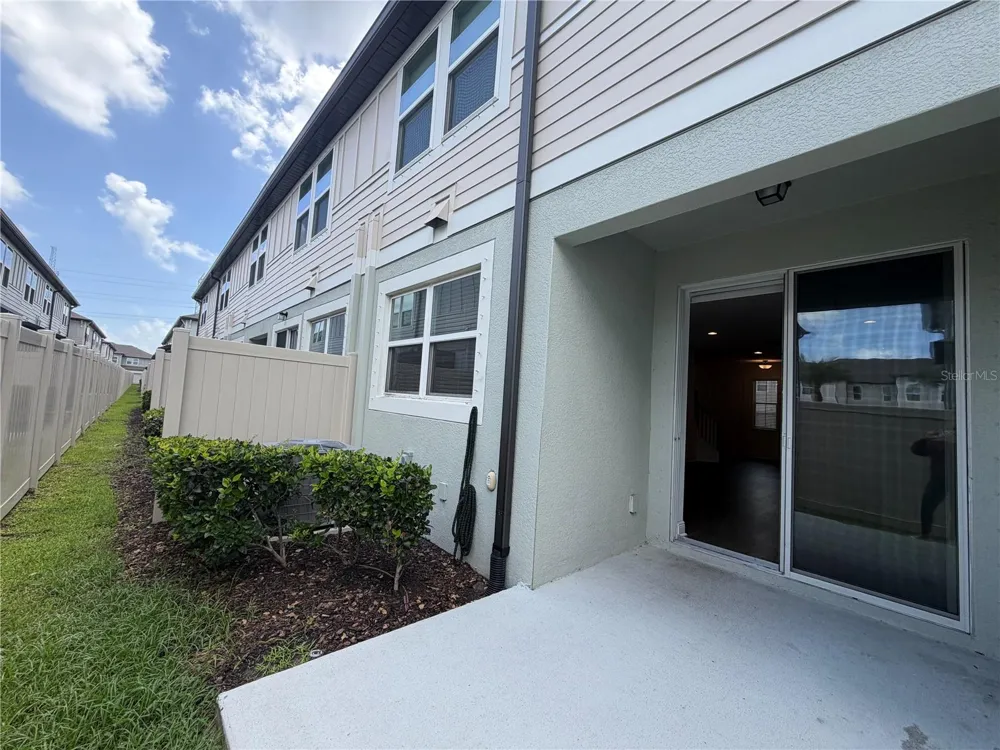 2444 FOGGY CREEK CIRCLE Clearwater, FL 33764
