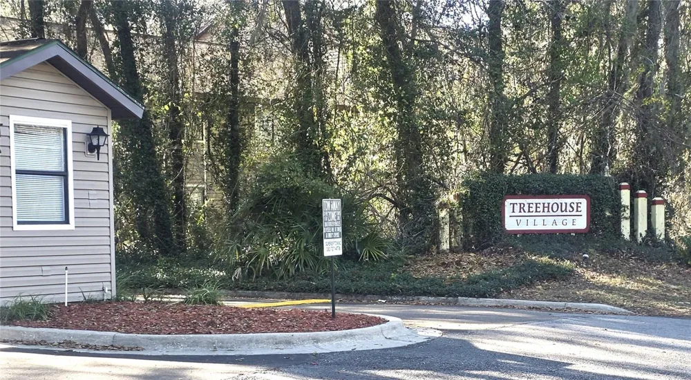 85 SE 16TH AVENUE #F302 Gainesville, FL 32601
