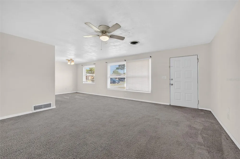 123 W OCEAN AVENUE Edgewater, FL 32132
