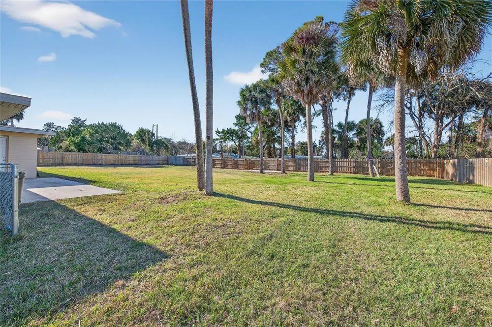 123 W OCEAN AVENUE Edgewater, FL 32132