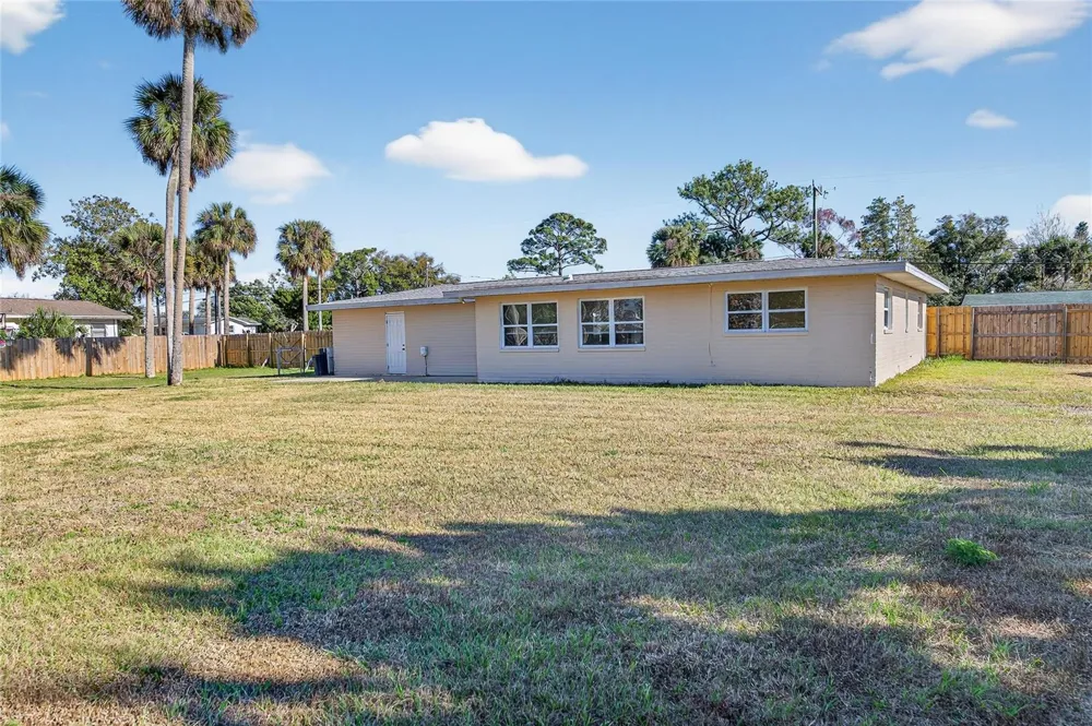 123 W OCEAN AVENUE Edgewater, FL 32132