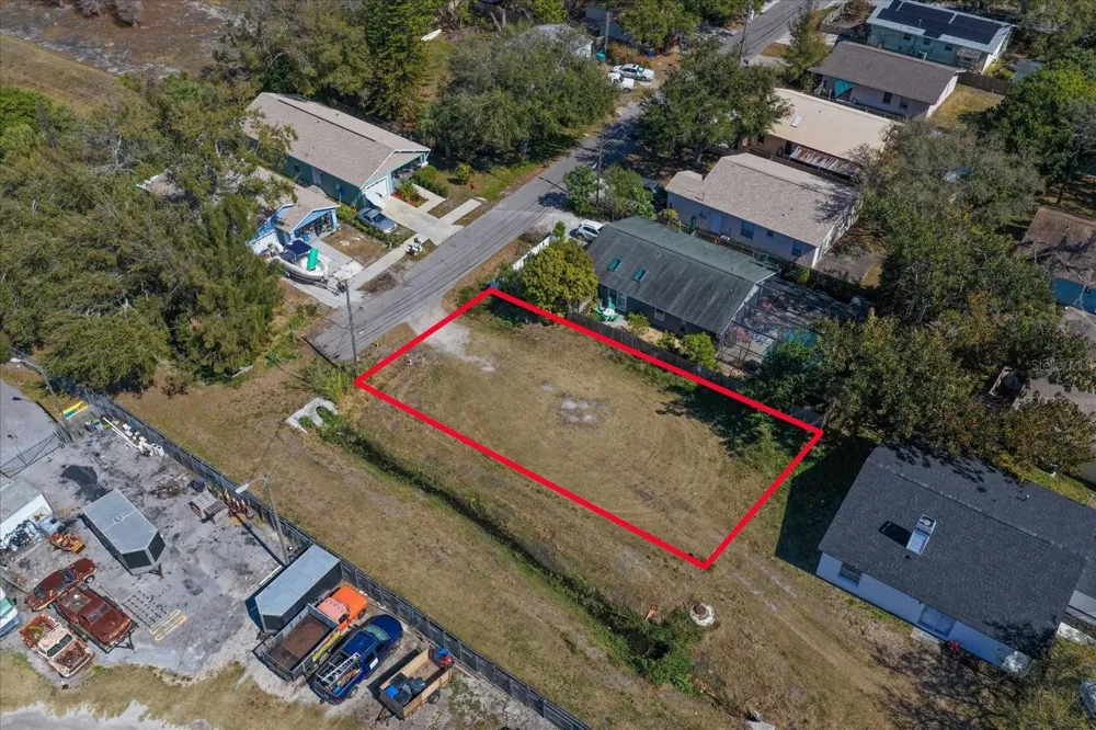 BRAGINTON STREET Largo, FL 33756