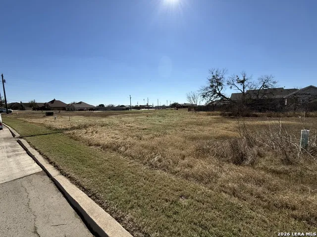 705 Dickson Poth, TX 78147