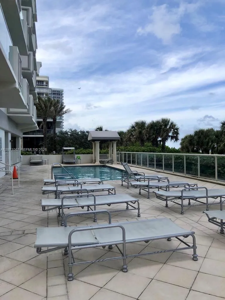 9499 Collins Ave #405 Surfside, FL 33154