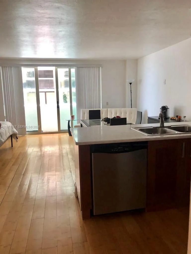9499 Collins Ave #405 Surfside, FL 33154