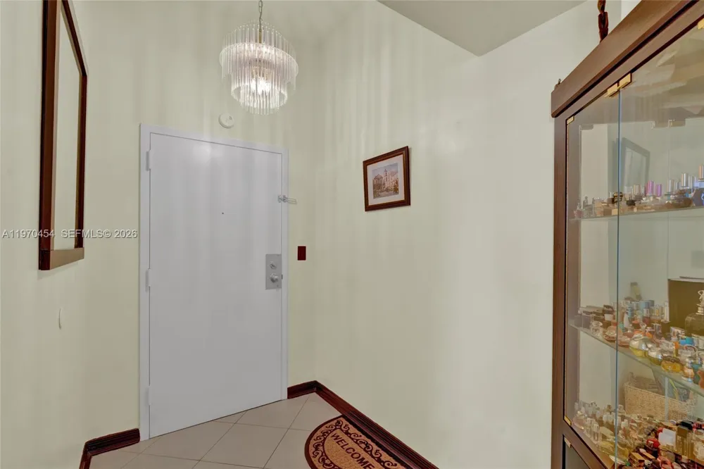 7400 W 20th Ave #402 Hialeah, FL 33016