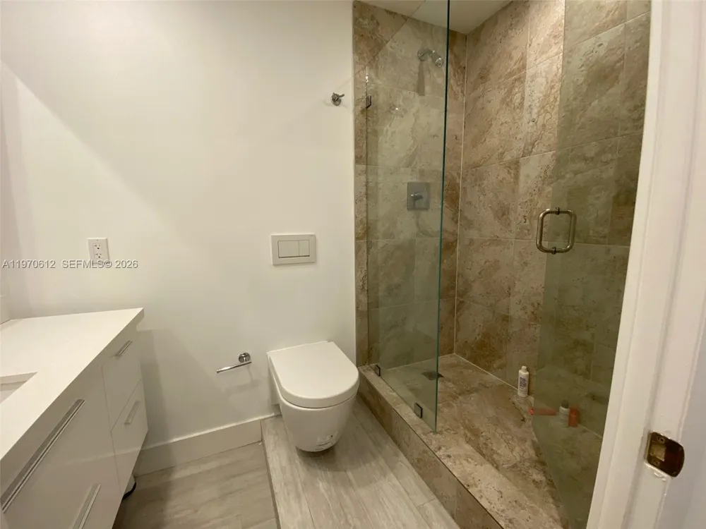 2301 Collins Ave #338 Miami Beach, FL 33139