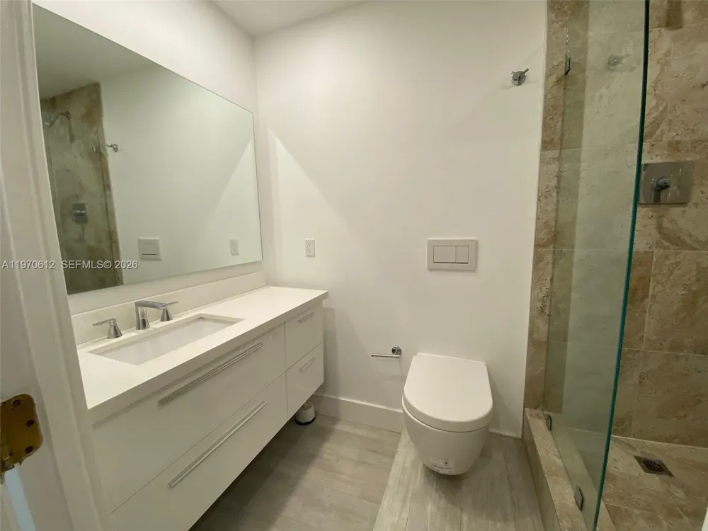 2301 Collins Ave #338 Miami Beach, FL 33139