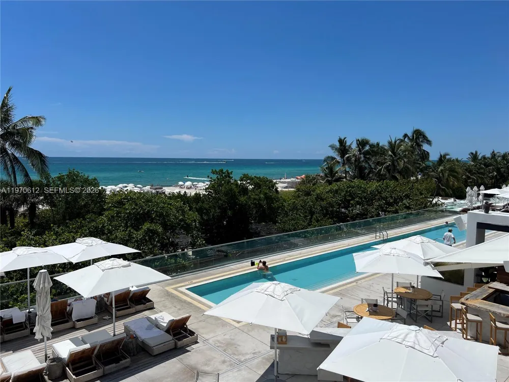 2301 Collins Ave #338 Miami Beach, FL 33139