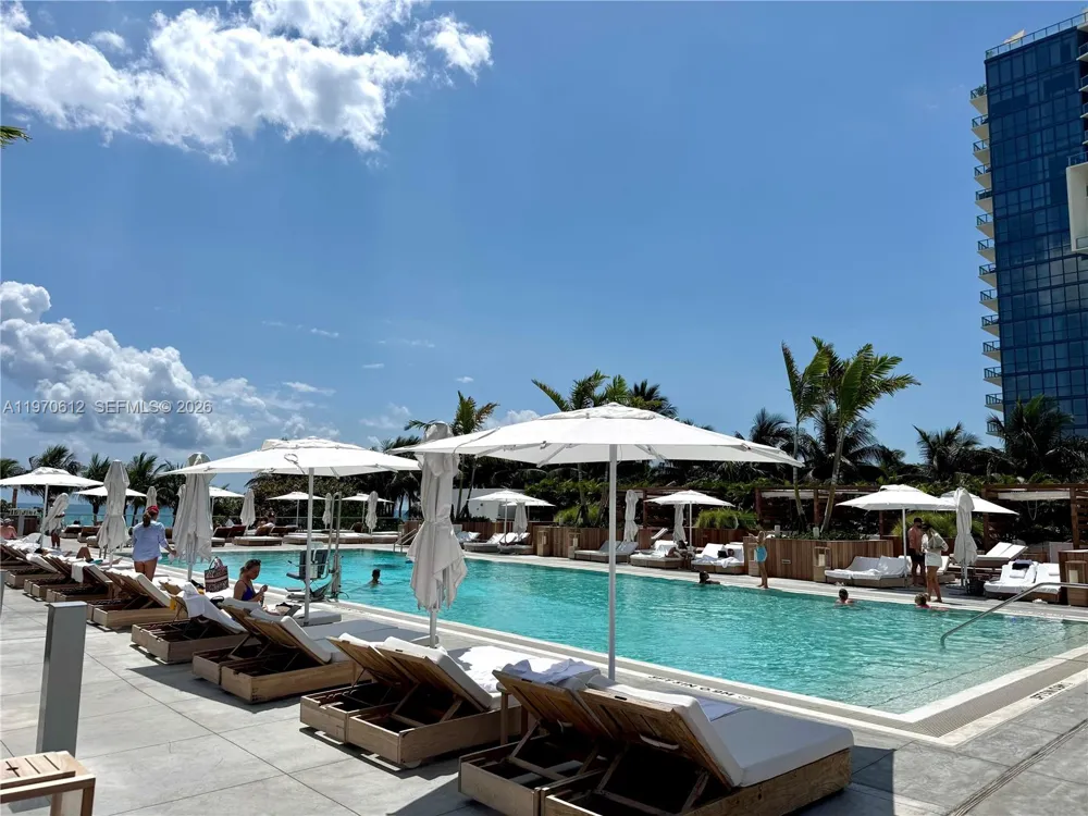2301 Collins Ave #338 Miami Beach, FL 33139
