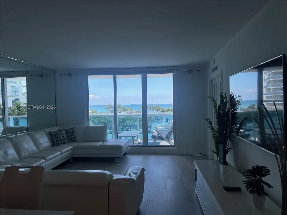 2301 Collins Ave #338 Miami Beach, FL 33139