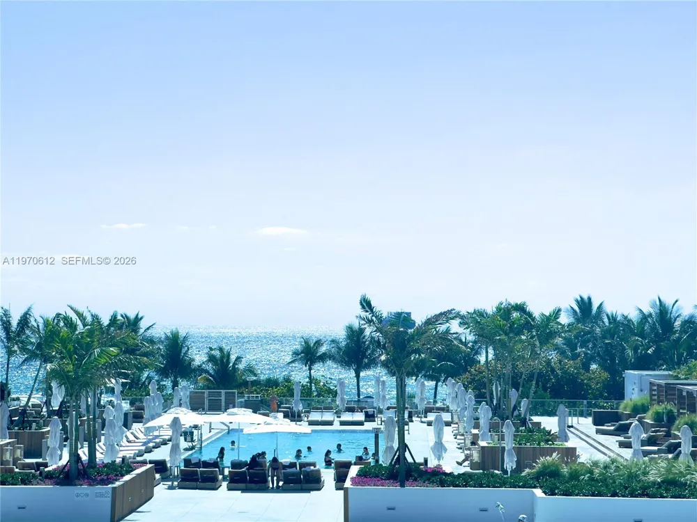 2301 Collins Ave #338 Miami Beach, FL 33139