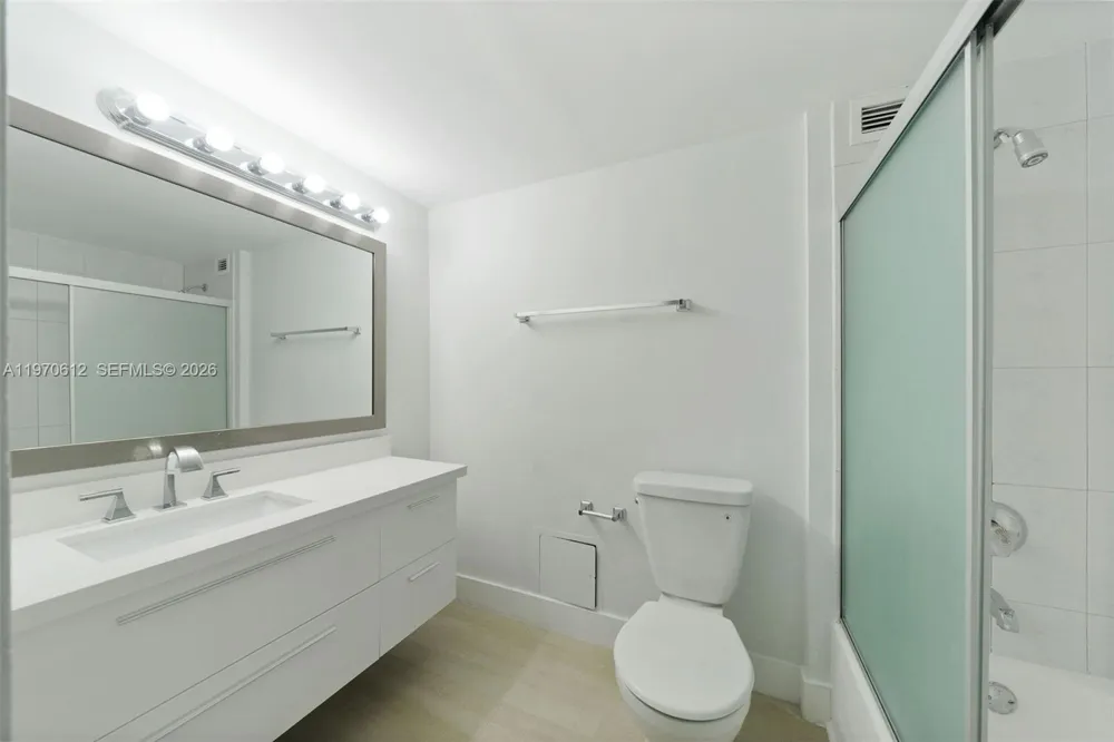2301 Collins Ave #338 Miami Beach, FL 33139