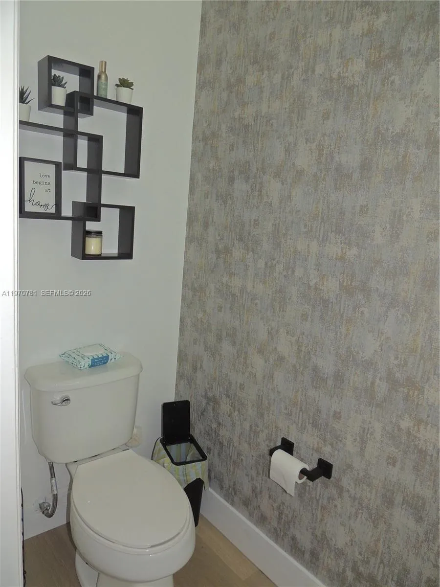 11301 NW 88th Ter Doral, FL 33178
