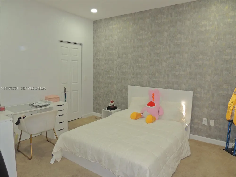 11301 NW 88th Ter Doral, FL 33178