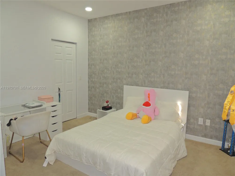 11301 NW 88th Ter Doral, FL 33178