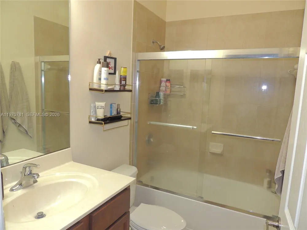 11301 NW 88th Ter Doral, FL 33178