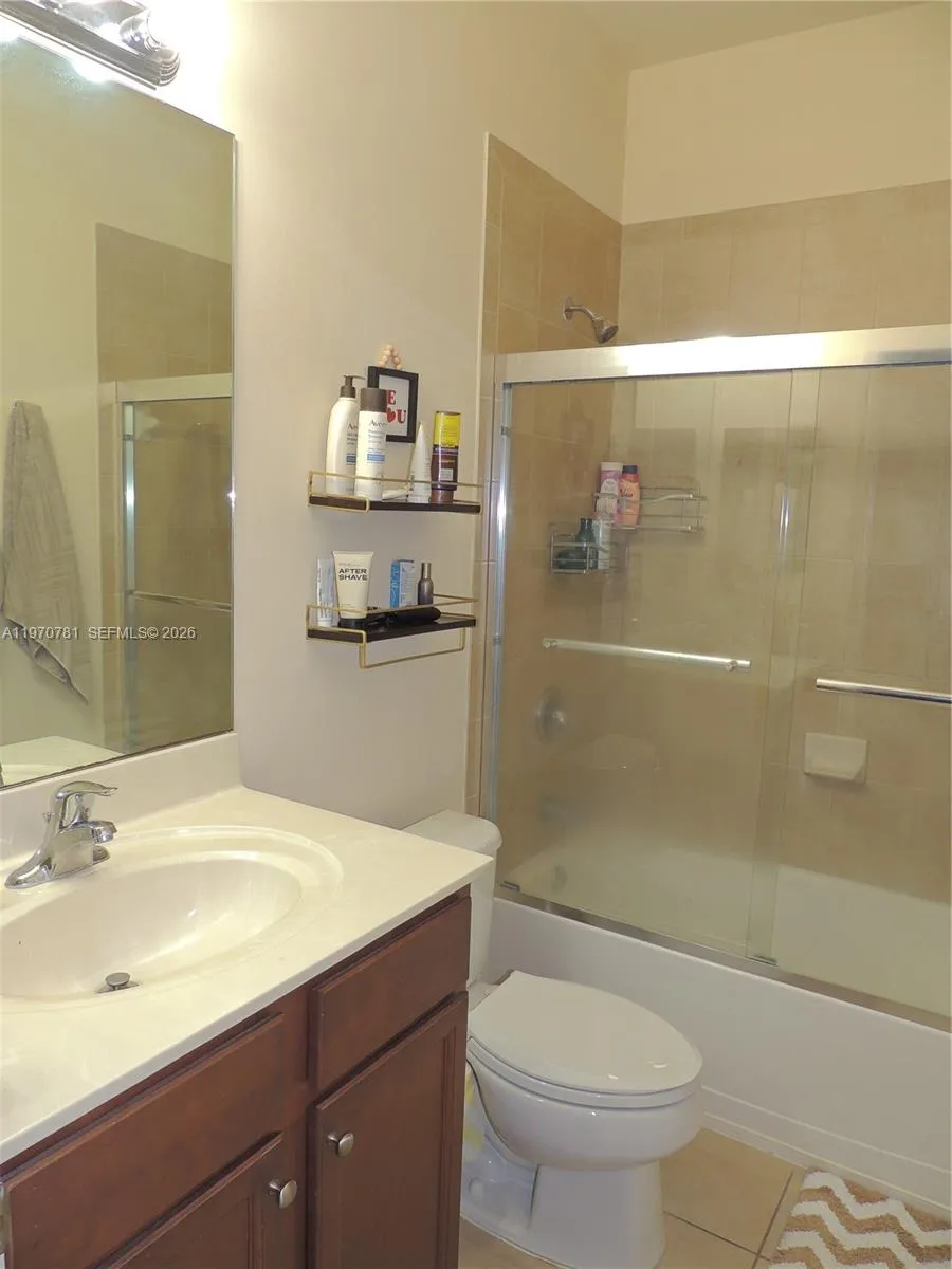 11301 NW 88th Ter Doral, FL 33178