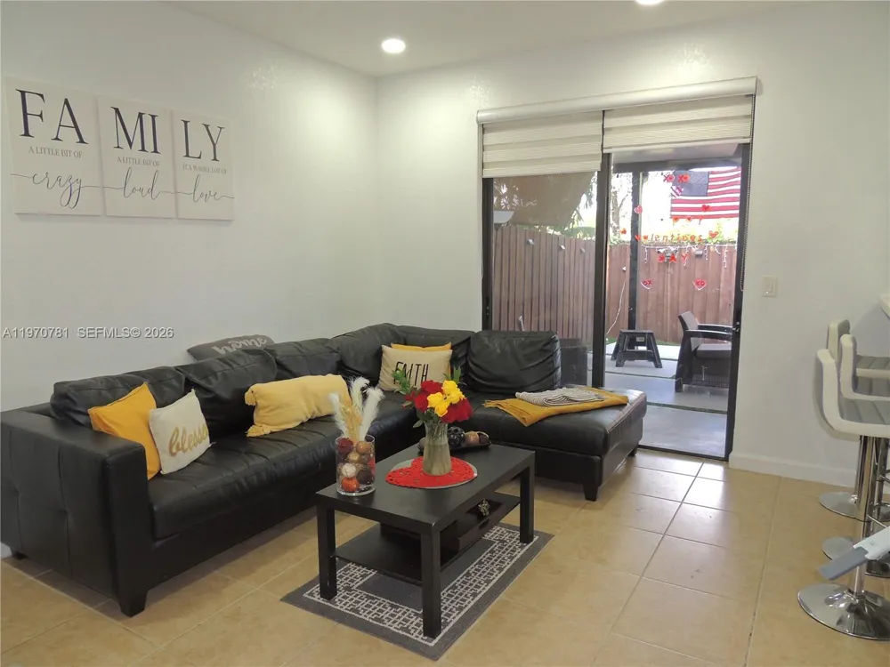 11301 NW 88th Ter Doral, FL 33178