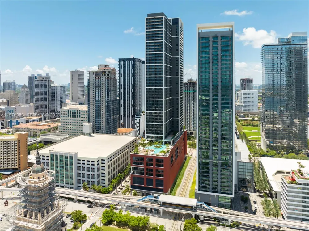 159 NE 6th St #2707 Miami, FL 33132