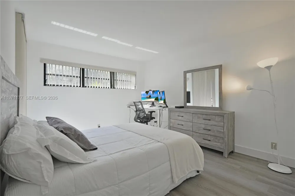7531 NW 79th Ave #205 Tamarac, FL 33321
