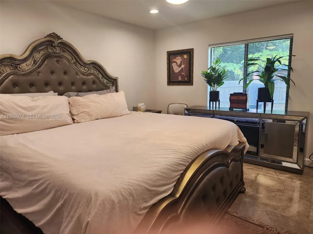 413 SW 10th St Delray Beach, FL 33444