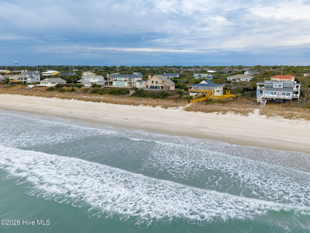 111 Dogwood Circle Pine Knoll Shores, NC 28512