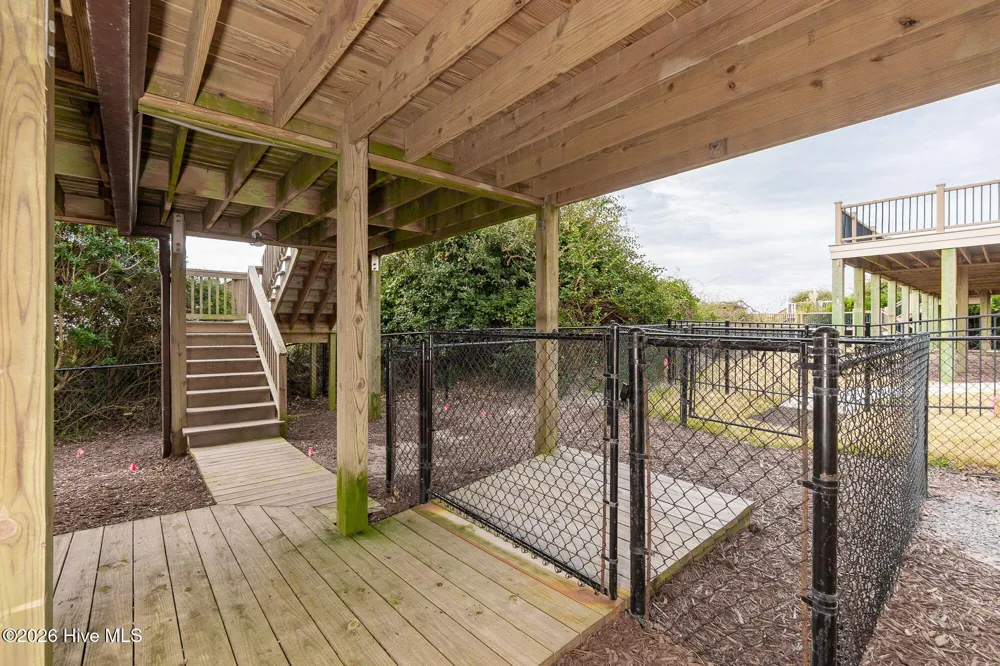 111 Dogwood Circle Pine Knoll Shores, NC 28512