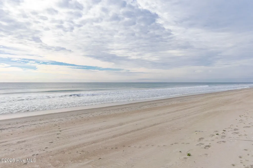 111 Dogwood Circle Pine Knoll Shores, NC 28512